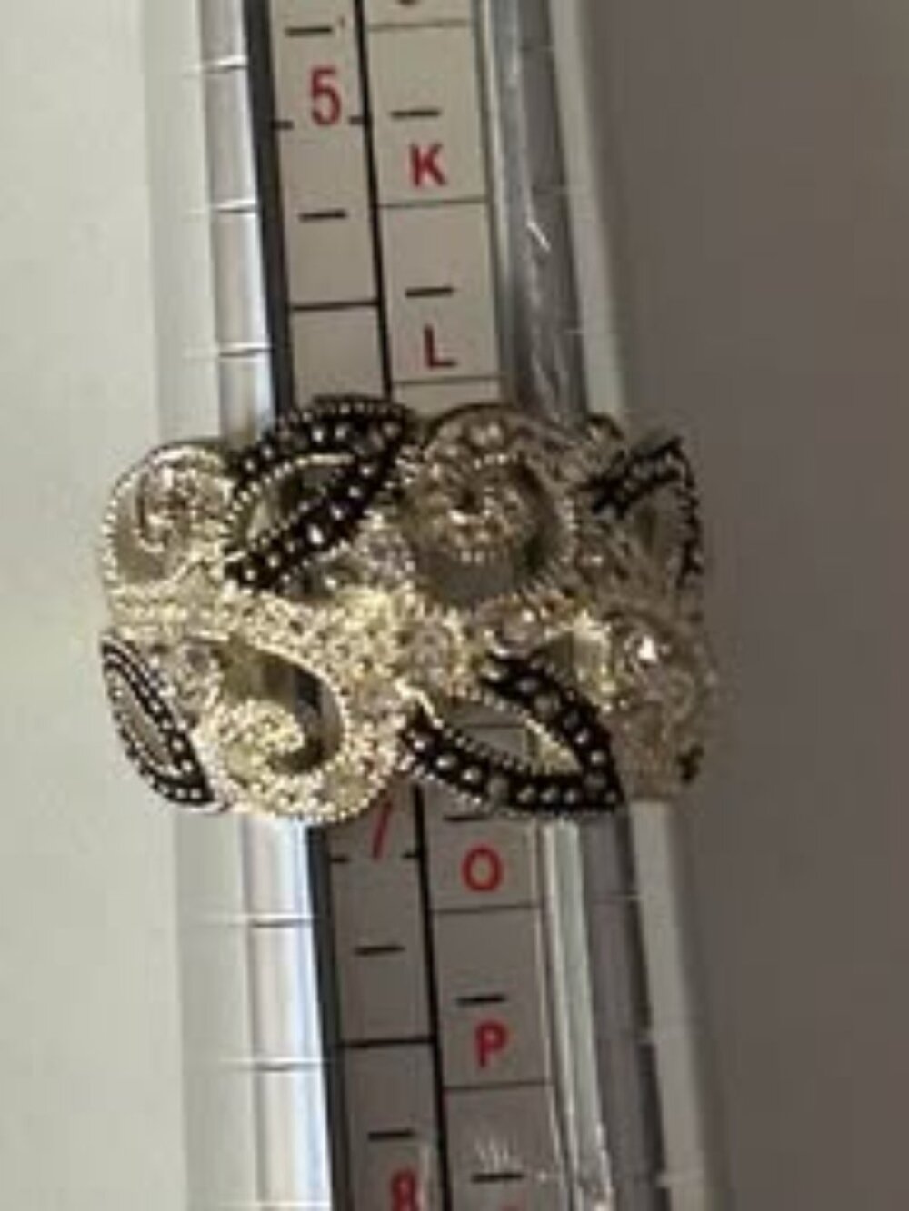 Vintage 925 Sterling silver marcasite ring size 6